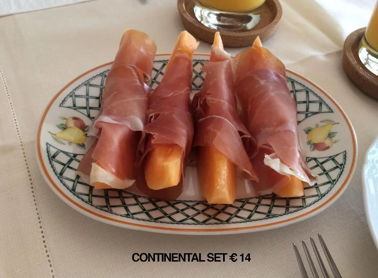 B&B Casa Certosa Siena Italy