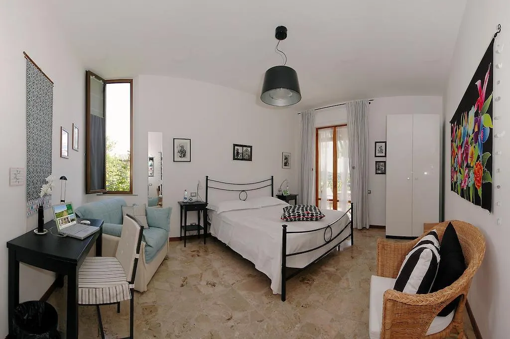 B&B Casa Certosa Siena Bed & Breakfast